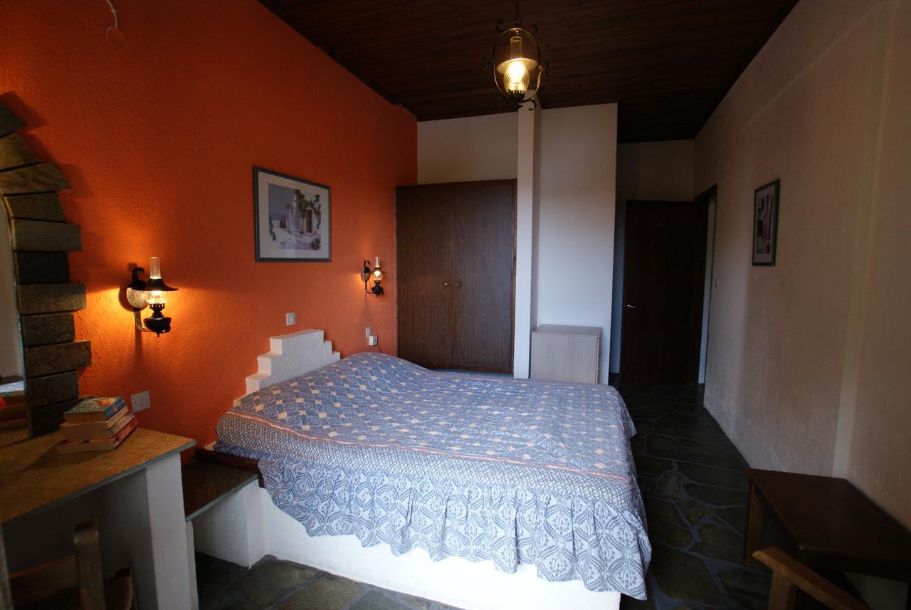 Paradise Hotel Patitiri  Phòng bức ảnh